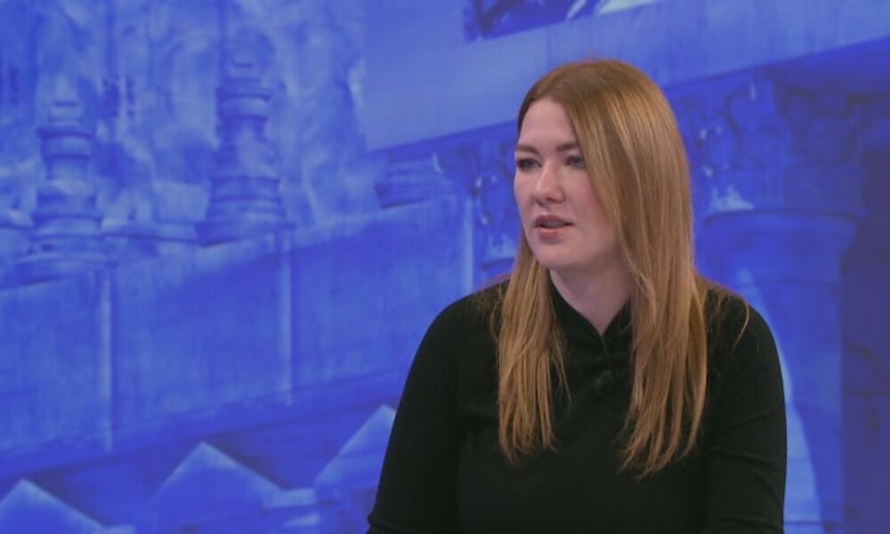 Vrstevníci ji v dětství tvrdě šikanovali. Zpěvačka Debbi přiznala i duševní problémy