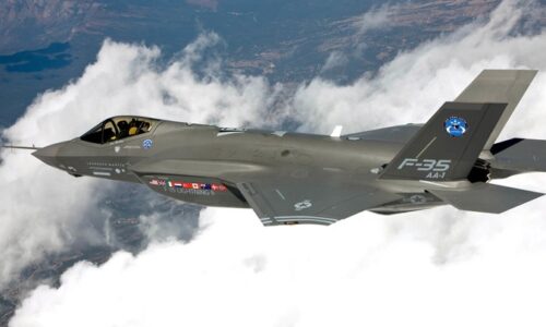 Americkí vojenskí experti pochovávajú F-35