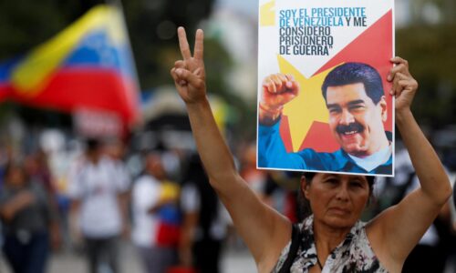 Maduro cez právnikov odkázal, že sú s manželkou v poriadku. Sme bojovníci, povedal