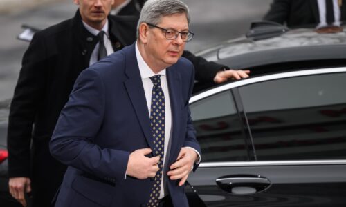 Ústavný súd je neprimerane zaťažený agendou prieťahov v konaní, tvrdí Susko
