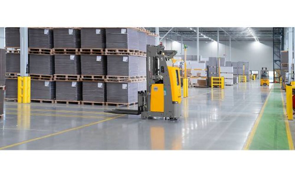 Roboty medzi ľuďmi. Holbox posúva internú logistiku na vyššiu úroveň