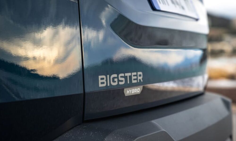 TEST: Benzin, LPG i elektřina v jednom. Vyzkoušeli jsme nový unikátní motor od Dacie