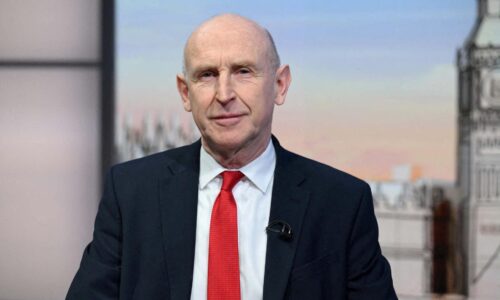 Dve iránske rakety leteli smerom k Cypru, potvrdil britský minister obrany