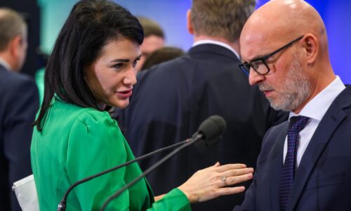 Rysuje sa dôležité rozhodnutie v Saske. V hre je hlasovanie o vylúčení rebelky Bittó Cigánikovej