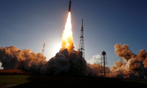 Ľudia po 54 rokoch vyrazili na cestu k Mesiacu. Štyria astronauti ho pri historickej misii obletia