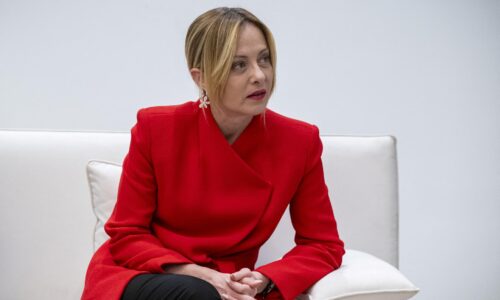 Iránci nesmú byť nútení platiť za konanie svojej vlády, upozorňuje kancelária Meloniovej