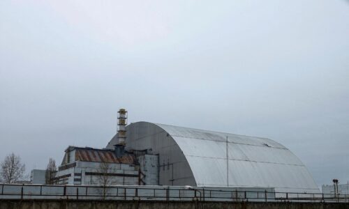 Greenpeace varuje pred zrútením sarkofágu v Černobyli a únikom radiácie