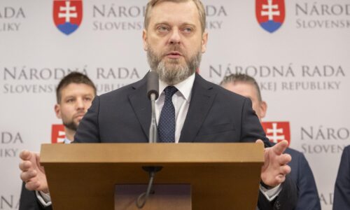 SaS podáva trestné oznámenie pre podozrivý nákup hasičských áut