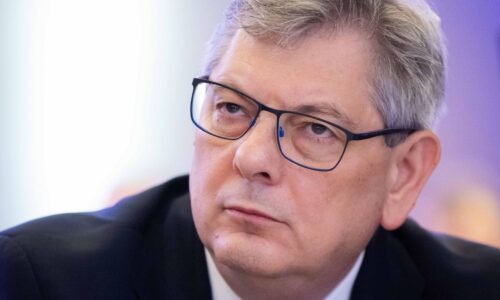 Minister Susko: Kolíková by nemala hovoriť o útokoch na sudcov, zneužila svoju moc