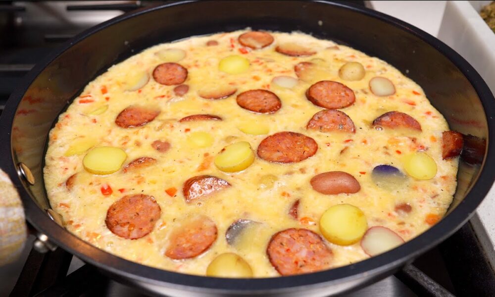 Wenn Sie Kartoffeln und Eier zu Hause haben, machen Sie dieses einfache und köstliche Frühstück!