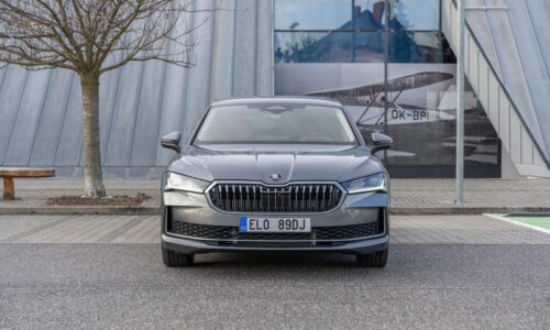 Pád Volkswagenu nemá konca. Škoda však obsadila druhé miesto v Európe