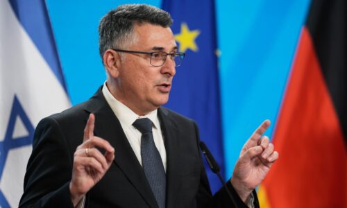 Šéf nemeckej diplomacie Wadephul vyzval Irán, aby zasadol k rokovaciemu stolu