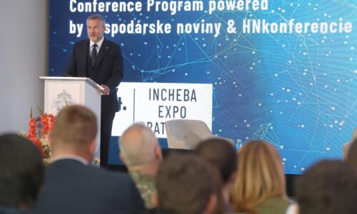 Chrániť štát chcú tisíce Slovákov. Projekt podporil prezident Pellegrini, minister Kaliňák vidí ďalšie plány