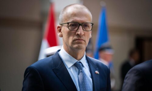 Maďarský minister kritizuje Benešove dekréty. Citlivé otázky nesmú slúžiť konfrontácii, tvrdí Blanárov rezort