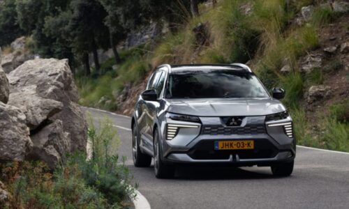 Z legendy od Mitsubishi je elektromobil. Stojí přes milion, levnější verze dorazí v říjnu