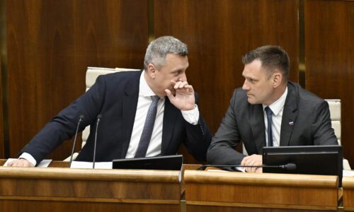 Danko tvrdí, že schôdza o odvolávaní Tarabu je zbytočná. Už je to týždeň vyriešené, odkázal