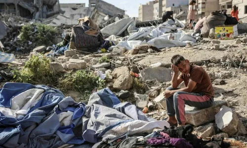 Haaretz: Hlavným cieľom Izraela v pásme Gazy je vysídlenie všetkých Palestínčanov