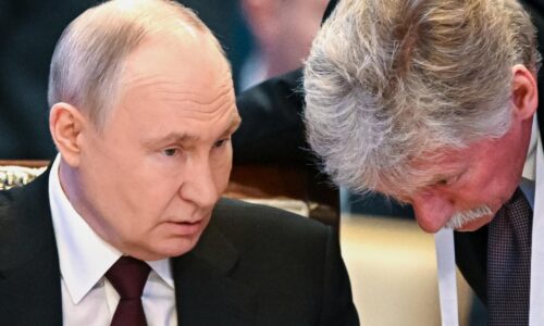 Zelenskyj sa môže s Putinom kedykoľvek stretnúť v Moskve, reaguje Peskov na otvorený list
