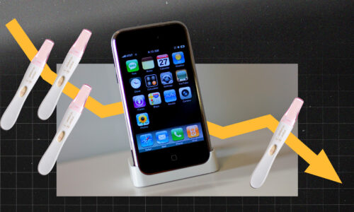 New study blames iPhones for a significant drop in US fertility rates through the recession