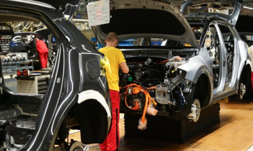 Nezamestnanosť v Európskej únii mierne stúpla, Slovensko má najväčší rozdiel medzi vzdelanými a nevzdelanými