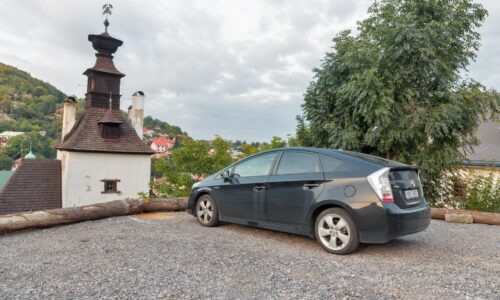 Neplatíte PZP? Štát sa chystá posvietiť na autá bez poistky, hrozia vysoké pokuty aj vyradenie z evidencie