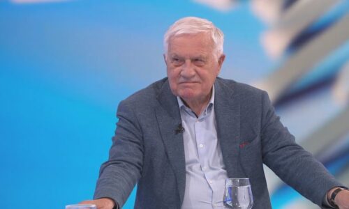 Klaus: Vojtěcha s Plagou bych odvolal hned první den. Motoristé by měli víc bouchat do stolu