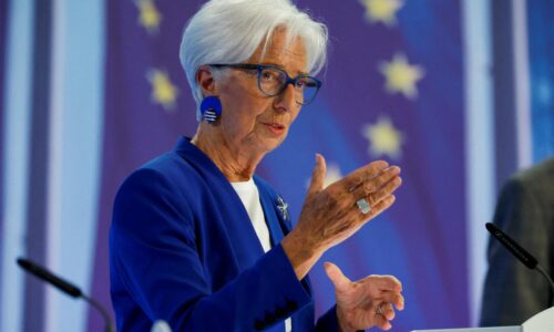 Inflačné obavy ECB pretrvávajú napriek poklesu cien ropy