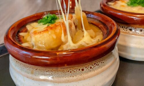 Mein Französischer Großvater liebt es total. Zwiebelsuppe Erstaunliches Rezept