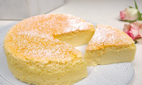 Es gab noch nie einen so cremigen Kuchen! Sie werden mit diesem Kuchen verrückt werden! Sehr einfach