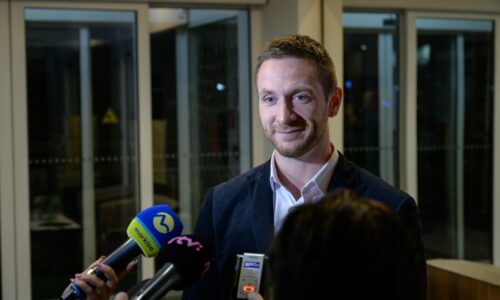 Prieskum Focusu: Takmer všetci si pohoršili. Až na Republiku, Demokrati sú mimo parlamentu