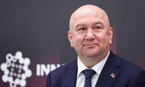Srbsko je pod tlakom kvôli odmietnutiu zaviesť sankcie proti Rusku