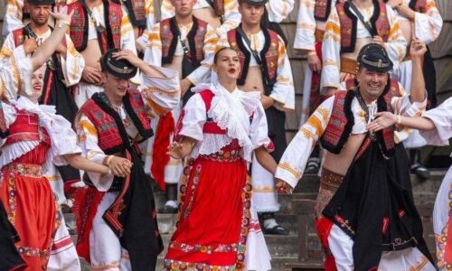Detva ožije folklórom. Slávnosti pod Poľanou odštartujú poctou piesniam aj tradíciám regiónu