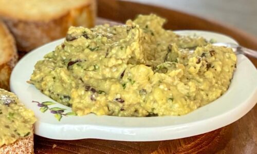 Du wirst einfach nicht losreißen können. Auberginen-Pesto. Einfach und lecker.