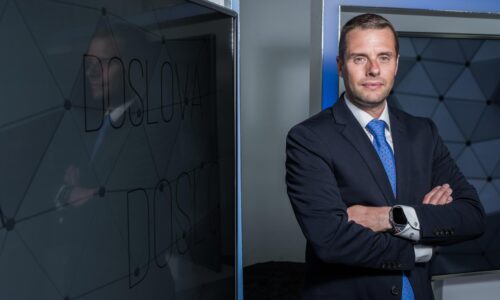 ​Politológ Klus pre HN: Konzervatívny blok má zmysel. Pre KDH by to však mohlo byť toxické (rozhovor)