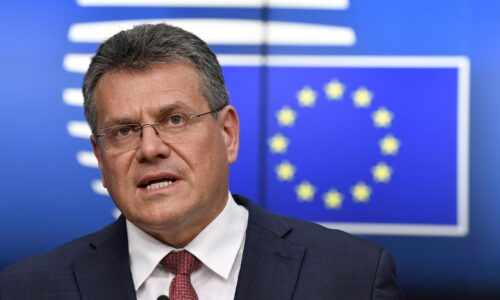 Šefčovič si prevzal rad za zásluhy od španielskeho kráľa za dohodu o Gibraltári. Ocenil tiež symbolický dar