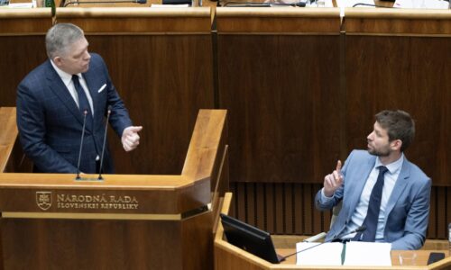 Prieskum SCIO: Najviac sa prepadlo PS, Smer už má progresívcov na dosah