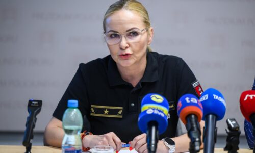 Chcel sa dostať do vedenia polície cez politické kontakty, ponúkal tisíce eur. ÚBOK zadržal dvoch ľudí