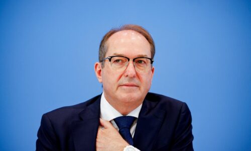Nemecko zvýšilo stupeň ohrozenia, minister vnútra varuje pred útokmi