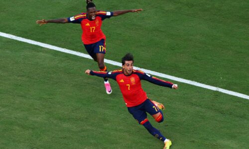 Torres zlomil Messimu srdce, futbal triumfoval nad argentínskou brutalitou, reaguje svet na finále