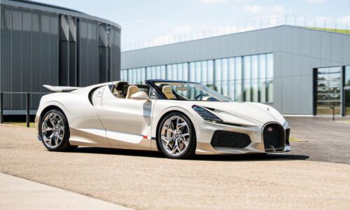 Zberateľský klenot pre vyvoleného. Týmto unikátom sa Bugatti lúči s W16 motorom