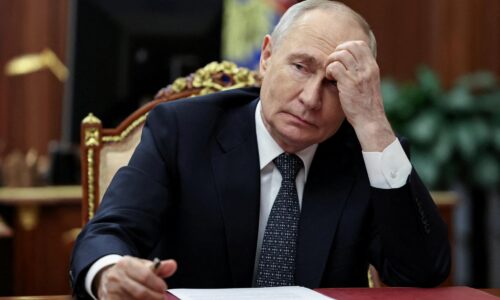 EÚ pozastavila financovanie výstavy Benátske bienále pre účasť Ruska