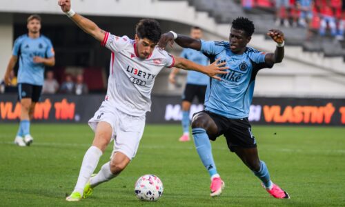 Úspešná premiéra trénera Yayu Toureho. Slovan zdolal Iberiu v prvom zápase druhého predkola Ligy majstrov