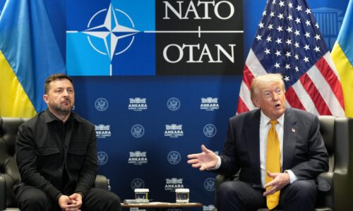Zelenskyj rokoval s Trumpovými splnomocnencami o mierových snahách, Lavrov sa vo štvrtok stretne s Rubiom