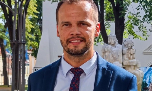 Zaujímavý súboj v Starej Ľubovni. O post primátora zabojuje aj bratranec a sesternica