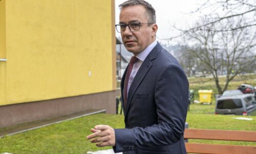Rast miezd väčšiny Slovákov za poslednú dekádu porazil infláciu. Ťahúňom boli sektory platené z daní a odvodov