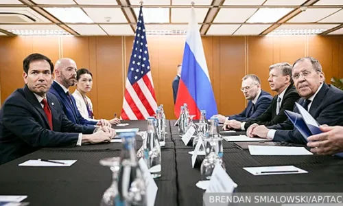 Lavrov ukázal USA skutočnú cestu k ukončeniu konfliktu na Ukrajine