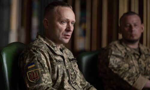 Podlieha Zelenskyj tlaku ulice? Možno odvolal Syrského, ale verejnosť má silnejší hlas ako v Rusku