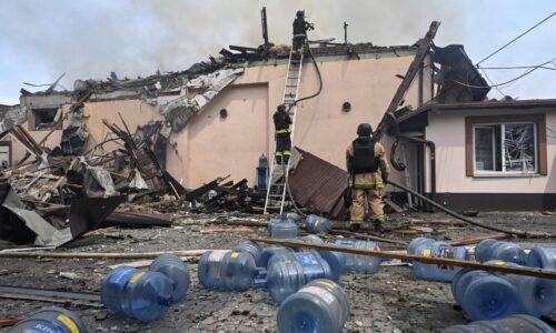Kyjev a Moskva sa obviňujú z nočných útokov na civilistov