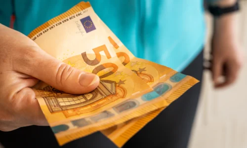 Dôchodok 1 000 eur mesačne nie je utópia: Takúto sumu si musíte odkladať už dnes