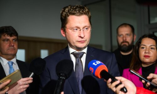 Visolajský sa obráti na Generálnu prokuratúru. Dôvodom je financovanie nemocníc, nový dlh je 270 miliónov eur